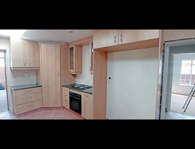 5 BEDROOM PROPERTY TO RENT IN RIETONDALE